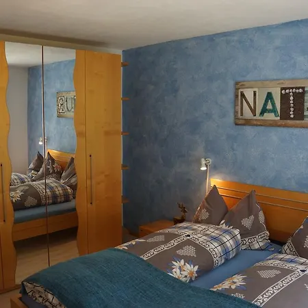 Romantica Saas-Grund